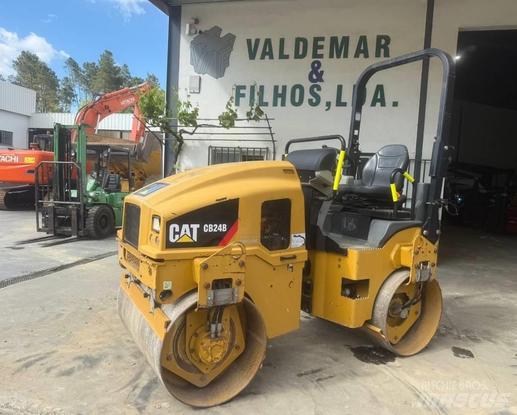 CAT CB 24 B, CB24 مداحل ثنائية الاسطوانة