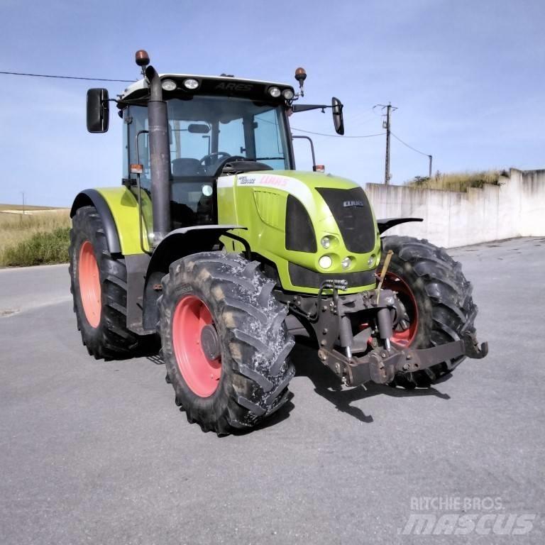 CLAAS Ares 697 ATZ الجرارات