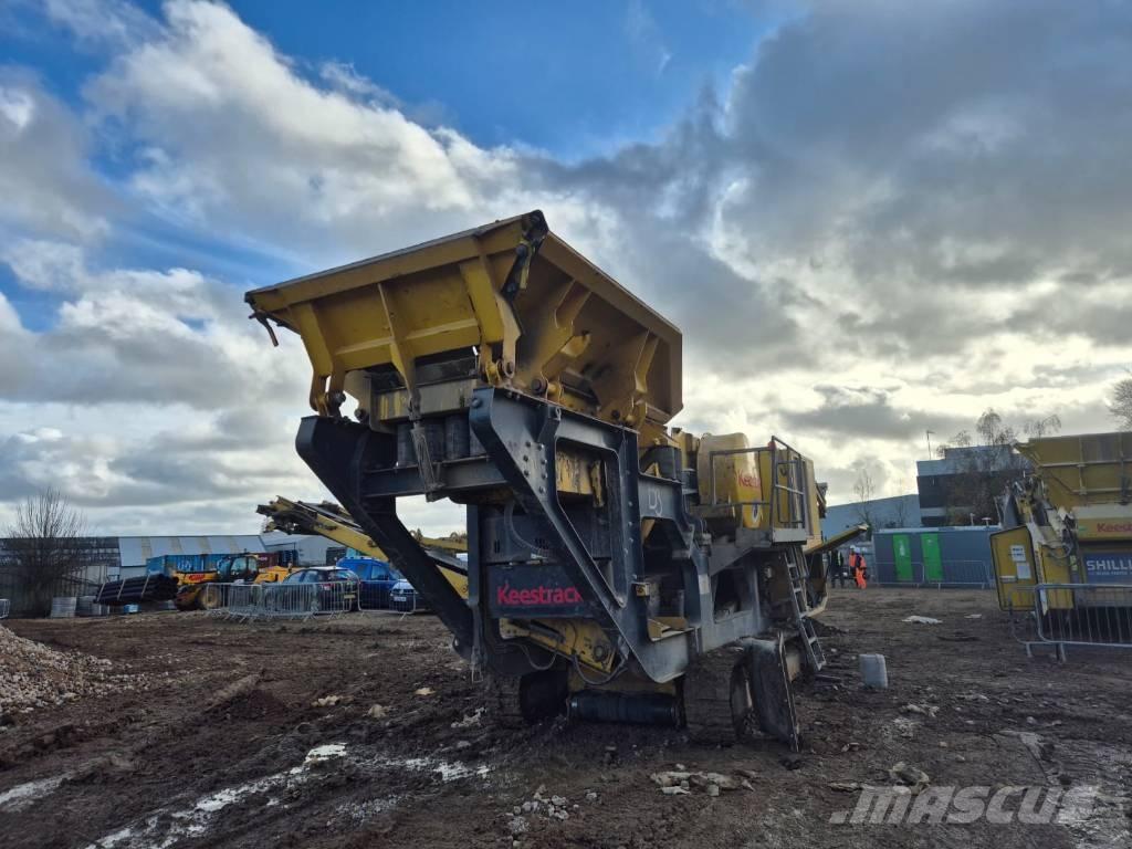 Keestrack B 3 جراشات