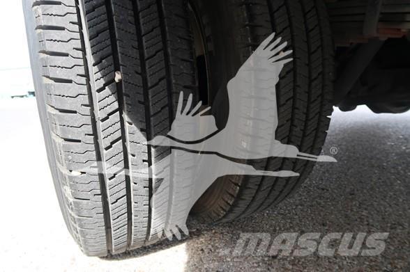 Ford E450 SD أخرى