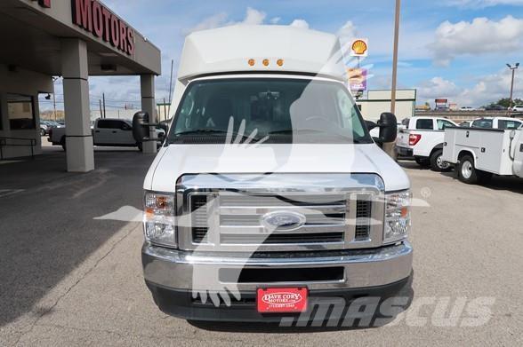 Ford E450 SD أخرى