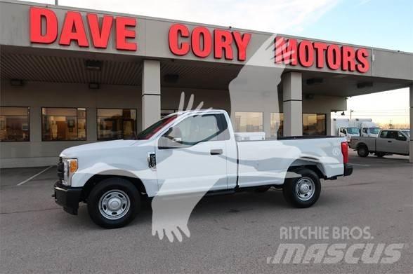 Ford F250 SD أخرى