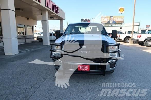 Ford F250 SD أخرى