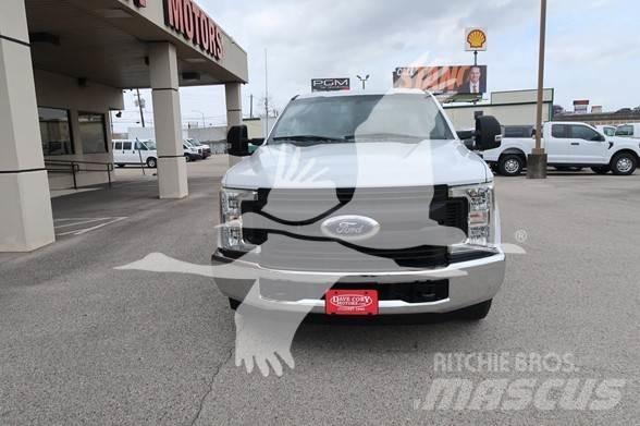 Ford F250 SD أخرى
