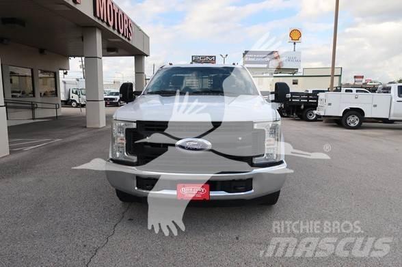 Ford F350 SD أخرى