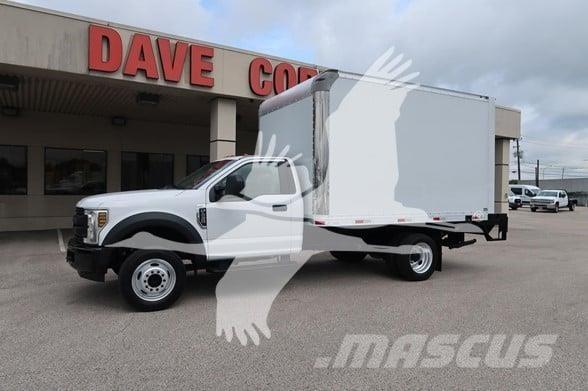 Ford F450 SD أخرى