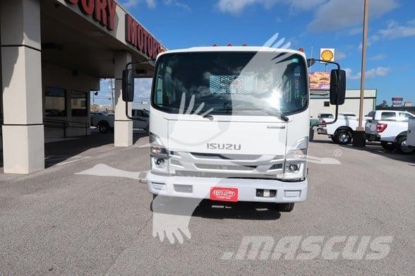 Isuzu NPR HD شاحنات مسطحة/مفصلية الجوانب