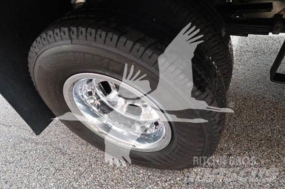 RAM 3500 HD شاحنات مسطحة/مفصلية الجوانب