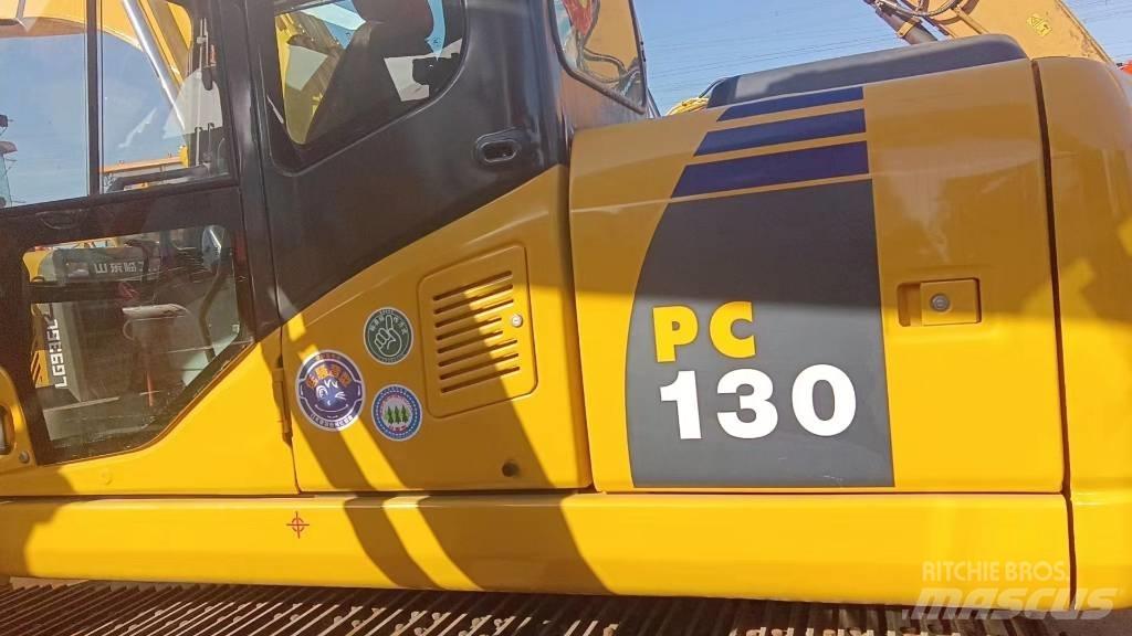 Komatsu PC130 حفارات زحافة