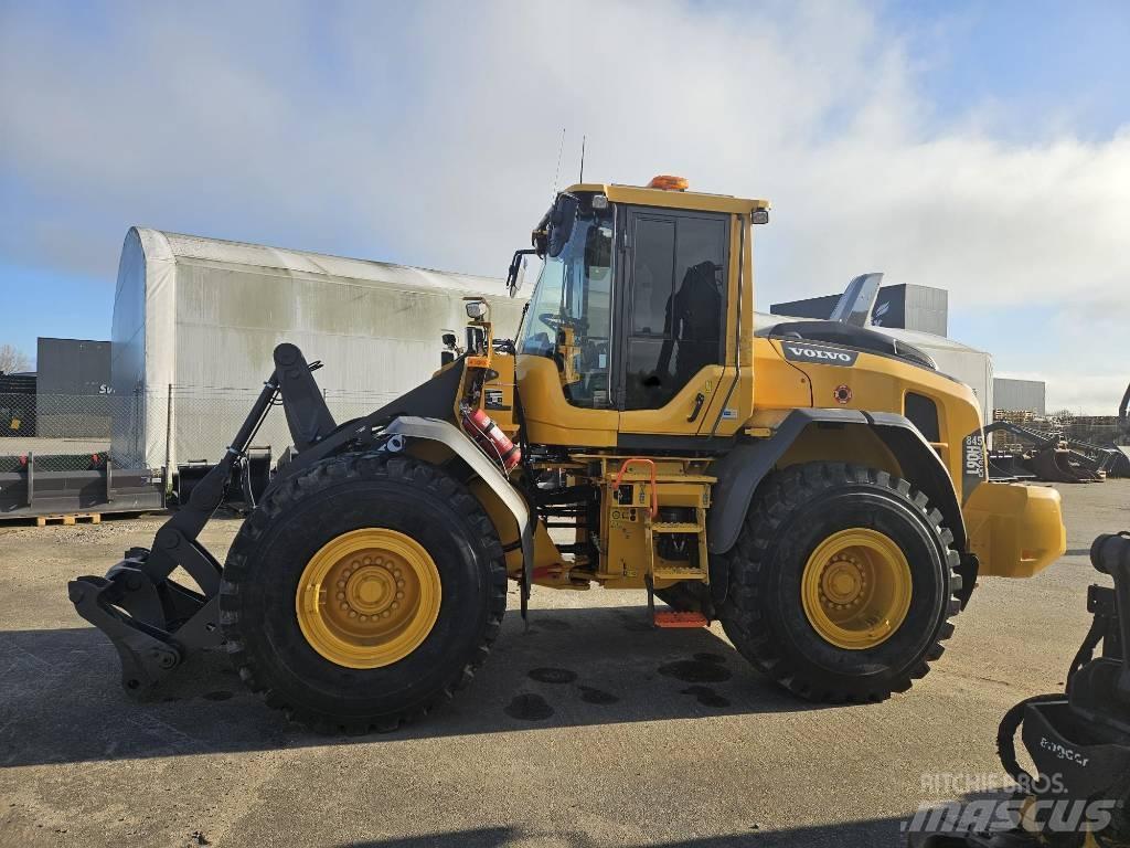 Volvo L 90 H لوادر بعجل