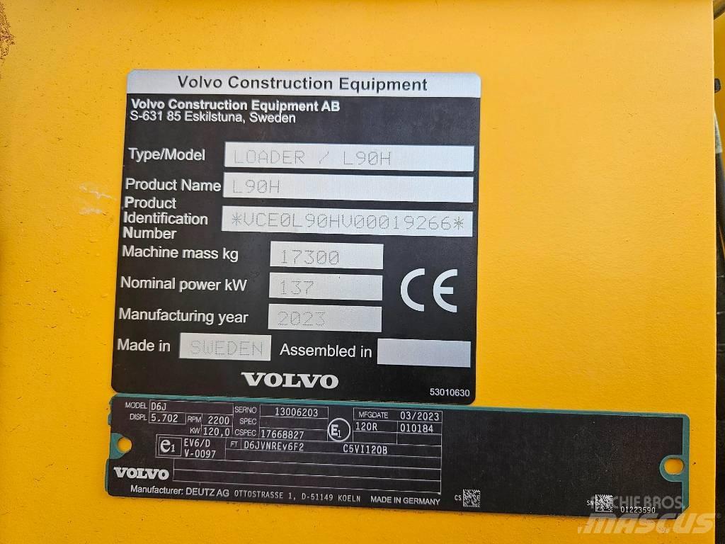 Volvo L 90 H لوادر بعجل