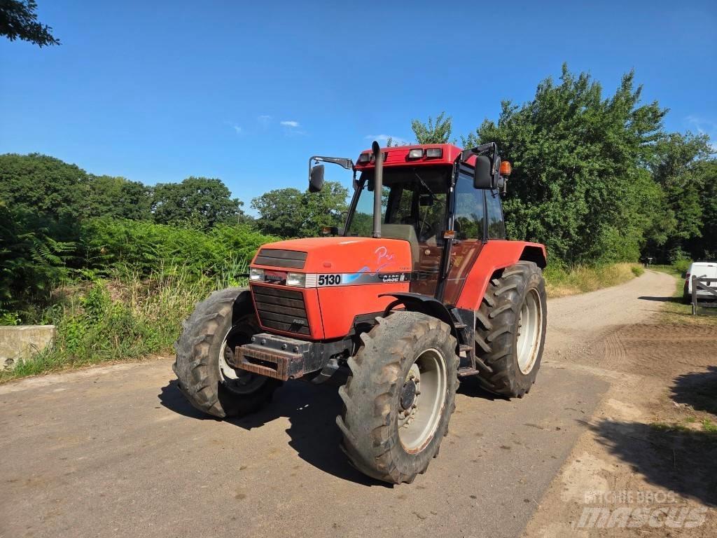 CASE 5130 الجرارات