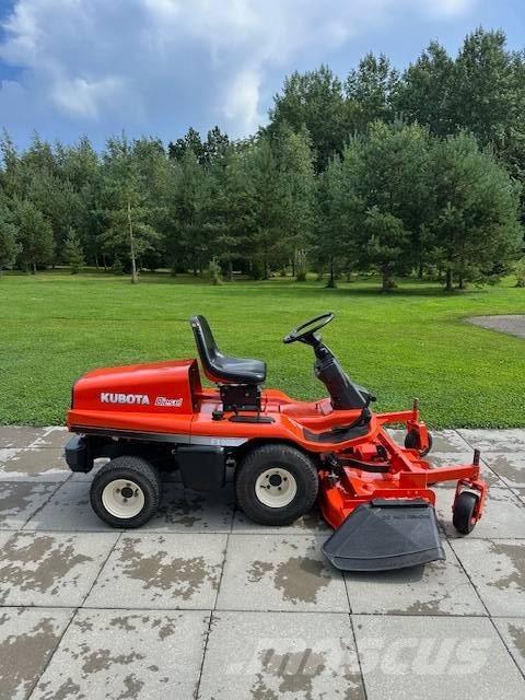 Kubota F 1900 ركوب الحشائش