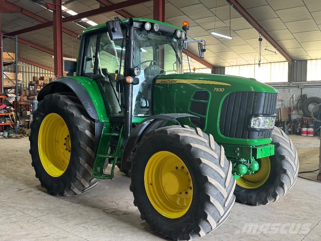 John Deere 7530 AQ الجرارات