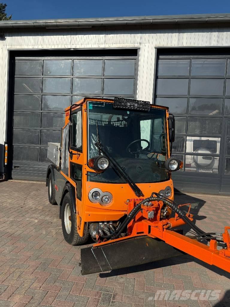 Hansa APZ 1003 ناقلات الأدوات