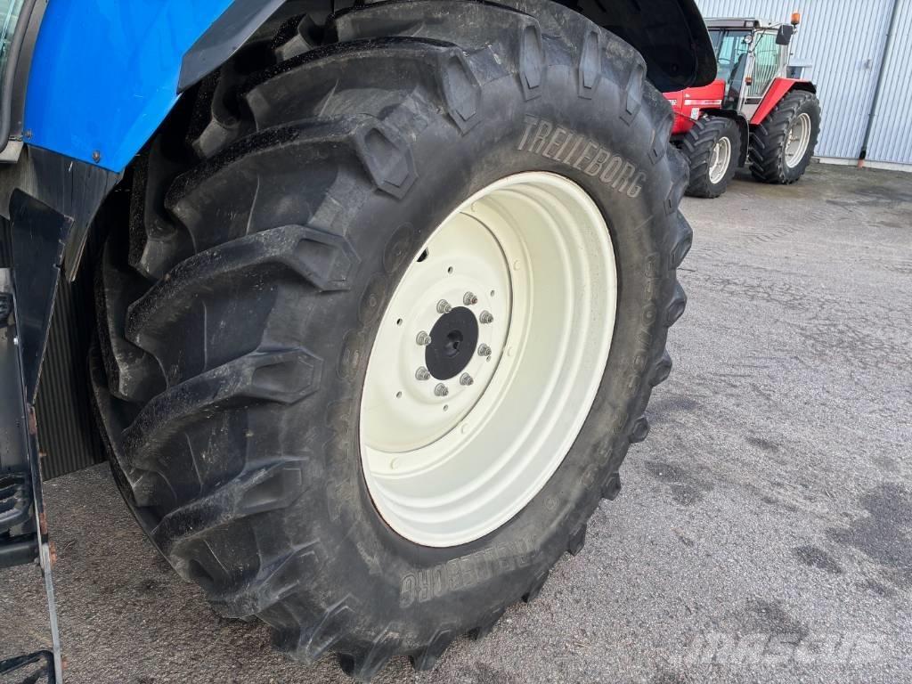 New Holland T 6070 الجرارات