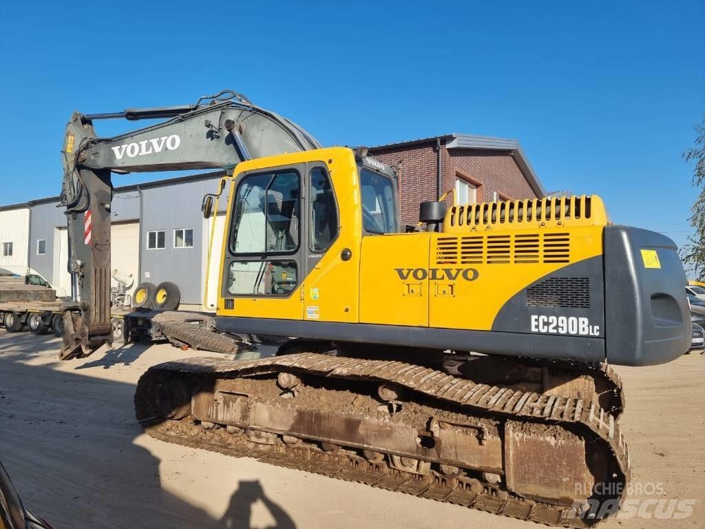 Volvo EC 290 B LC حفارات زحافة
