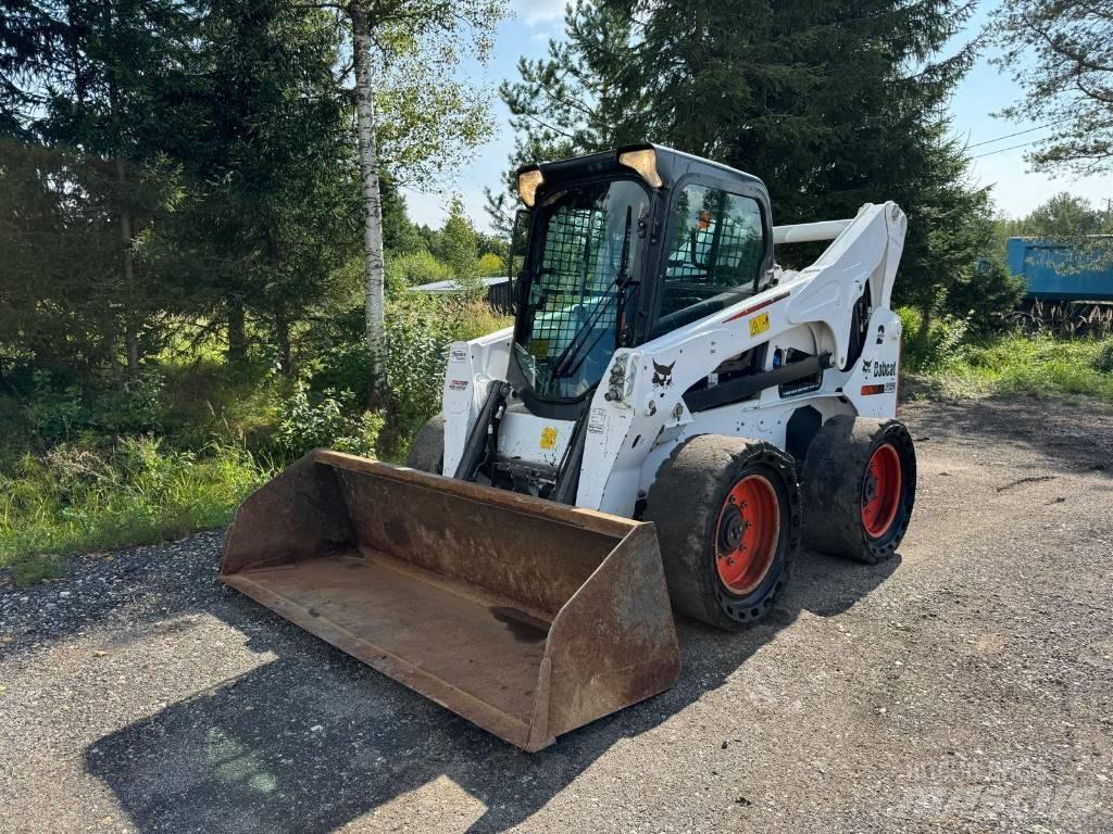 Bobcat S 850 لوادر انزلاقية التوجيه