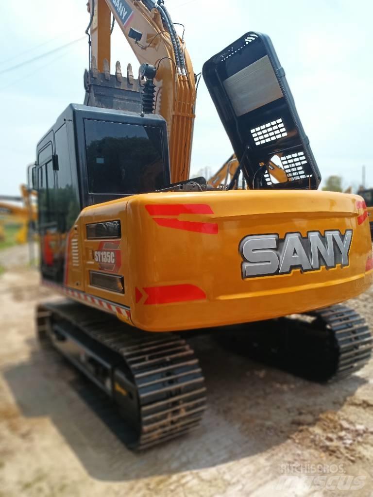 Sany SY 135C حفارات وسط 7 طن - 12 طن