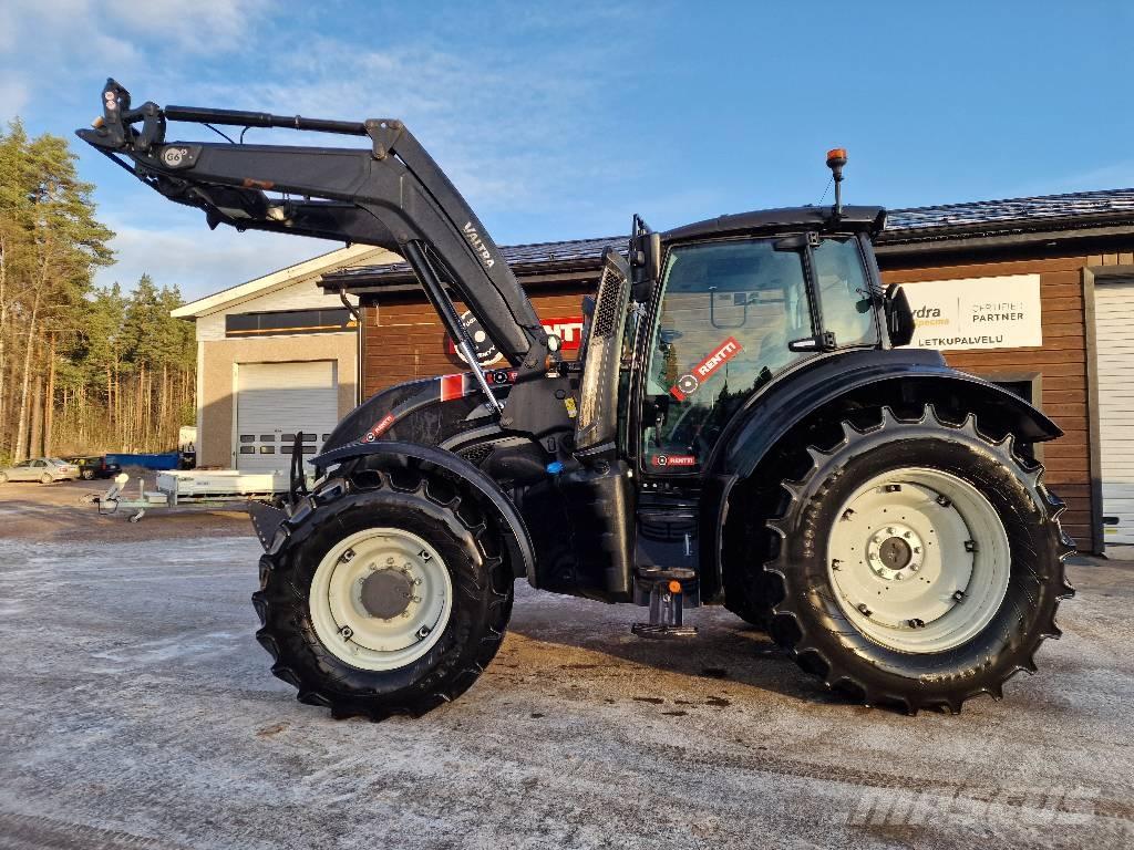 Valtra T 145 Active الجرارات