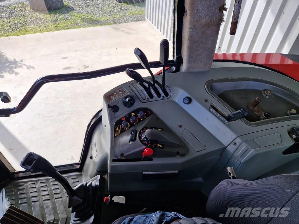 Massey Ferguson 6160 الجرارات