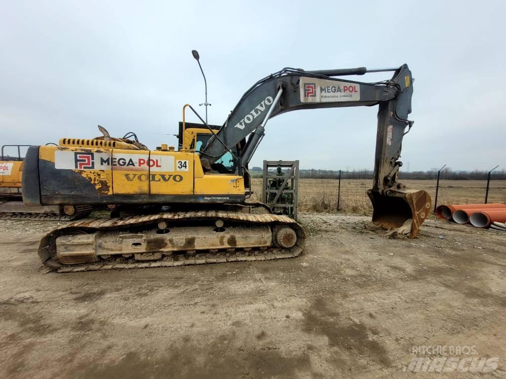 Volvo EC290 حفارات زحافة