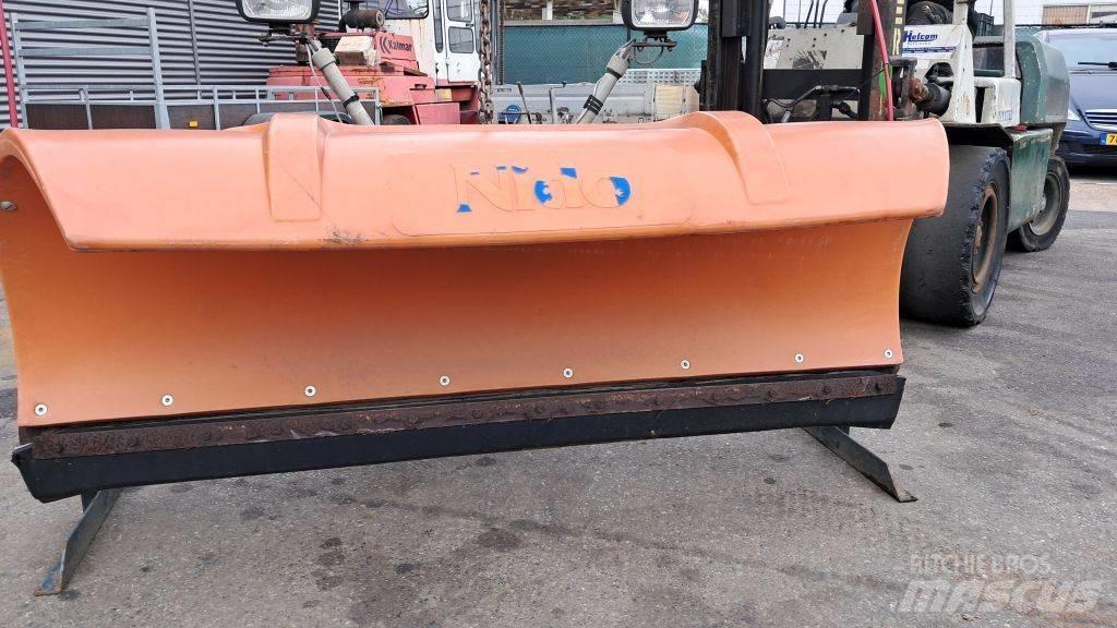 Nido SNK180 RVR-S حراثات ونصول الجليد