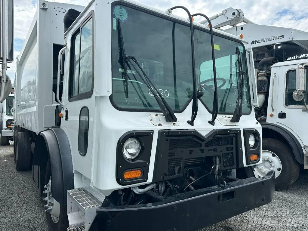 Mack MRU 633 شاحنات المخلفات