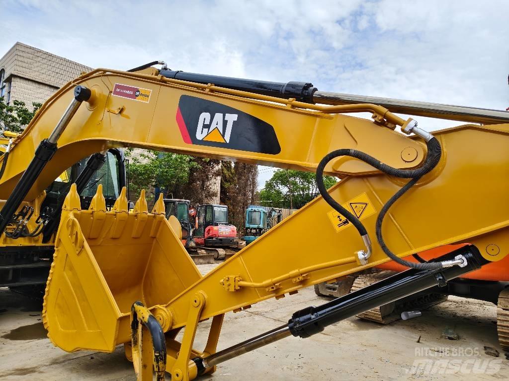 CAT 330 D2 L حفارات زحافة