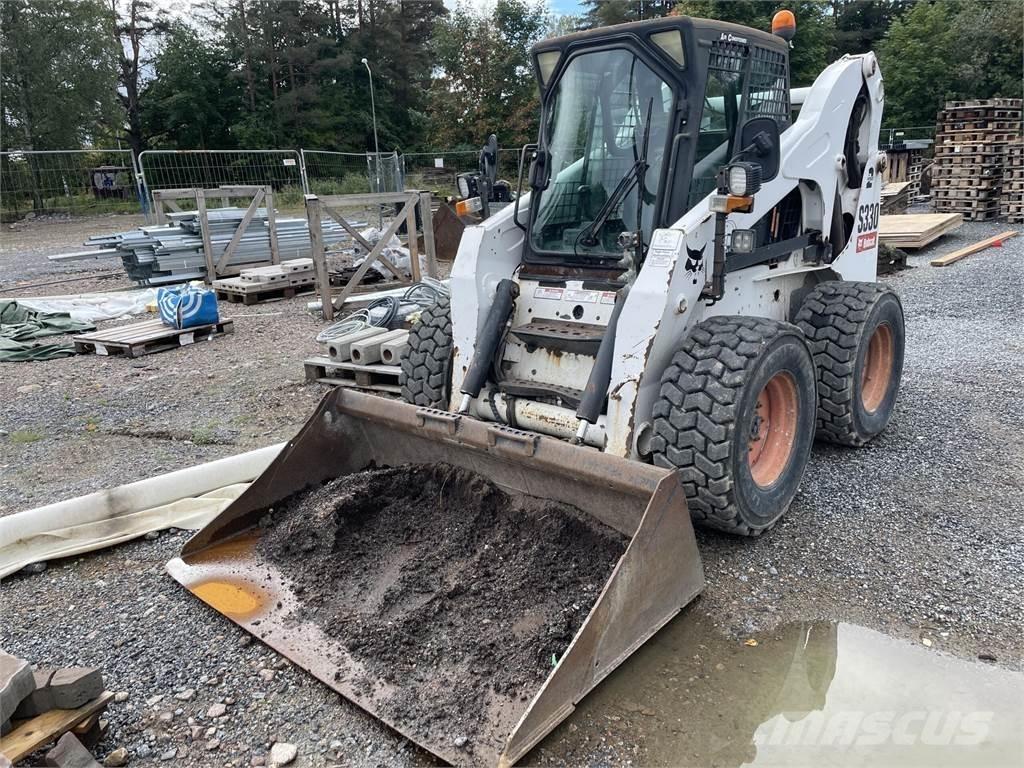 Bobcat S330 لوادر انزلاقية التوجيه