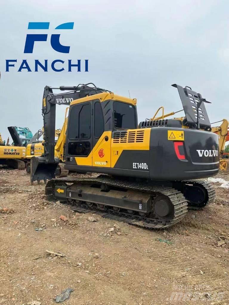 Volvo EC 140 حفارات زحافة