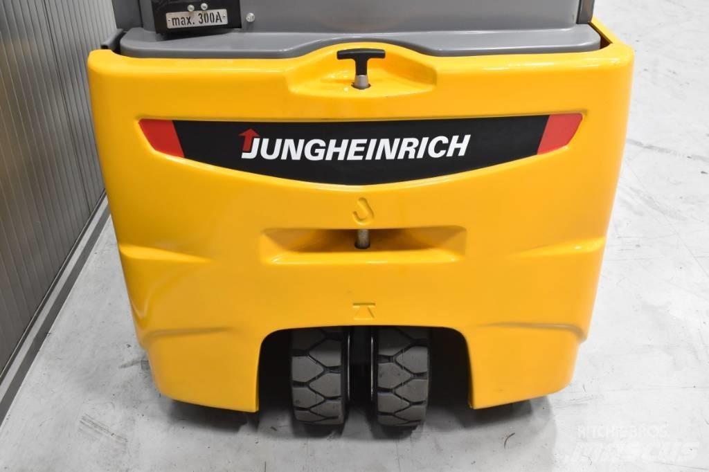 Jungheinrich EFG 220 شاحنات ذات رافعات شوكية تعمل بالكهرباء