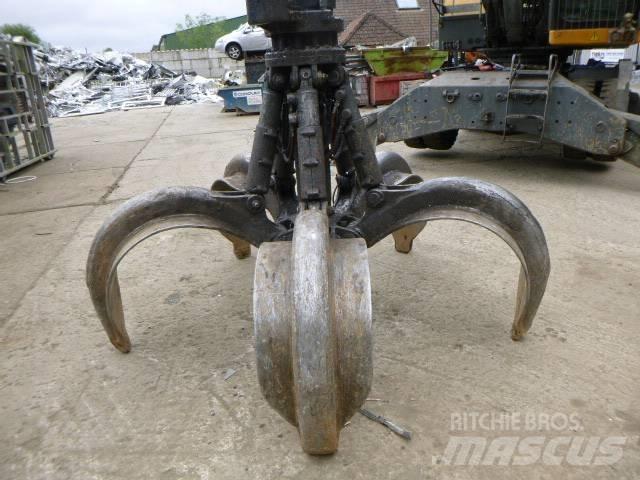 CAT M 322 C MH حفارات بعجل
