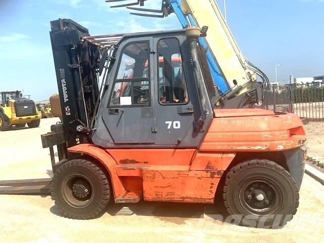 Toyota 5 FD 70 شاحنات الديزل