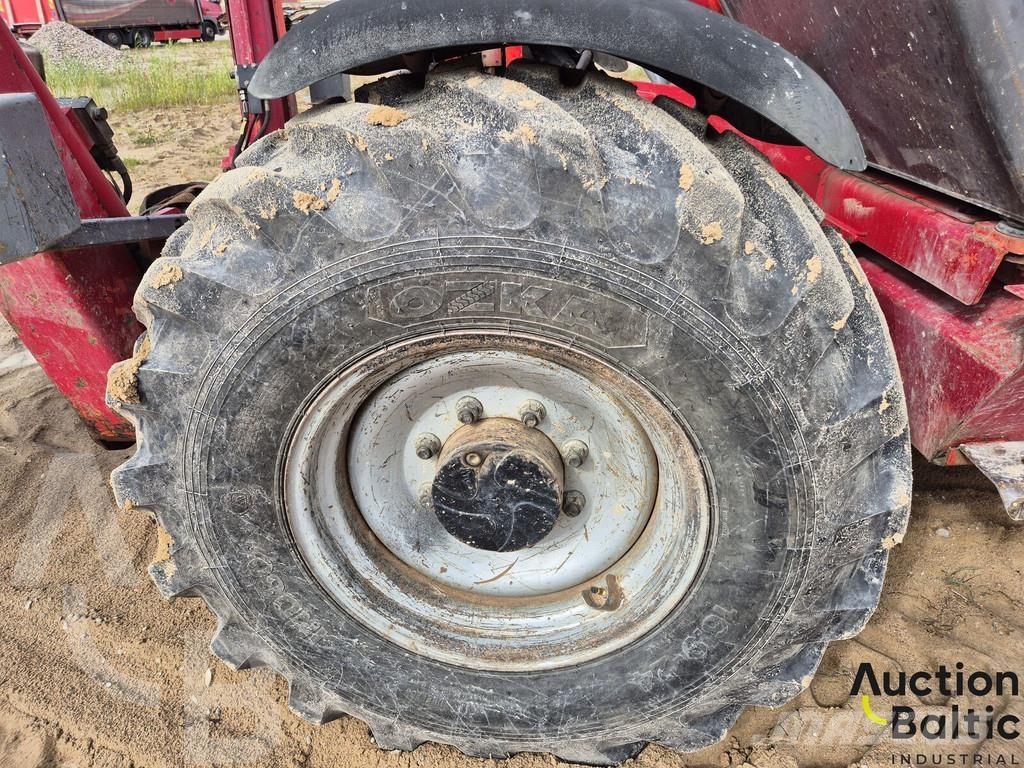 Manitou MT 1740 مناولات متداخلة