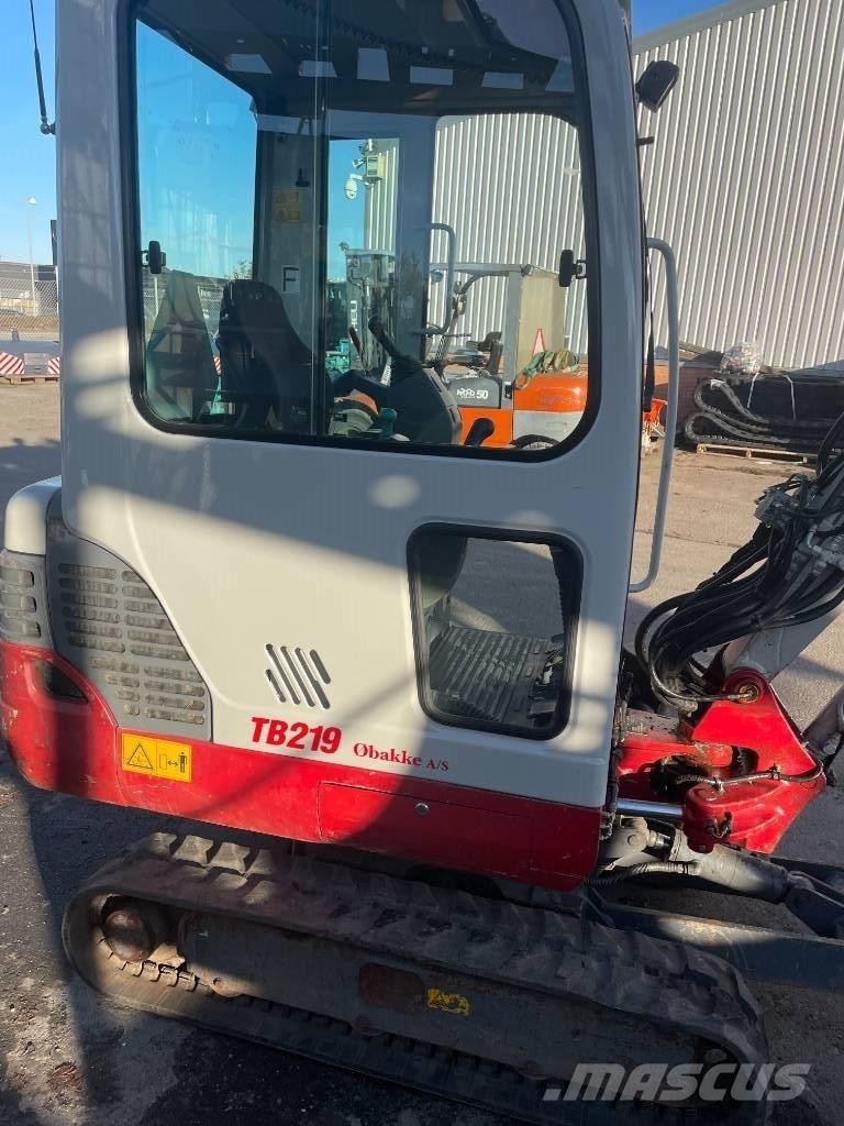 Takeuchi TB 219 حفارات صغيرة أقل من 7 طن (حفارات صغيرة)