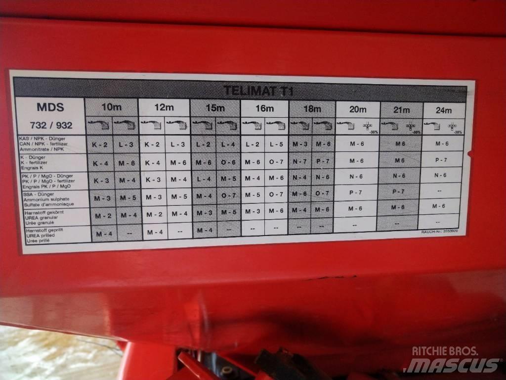 Kuhn MDS 935 R2 معدات فرد المواد المعدنية