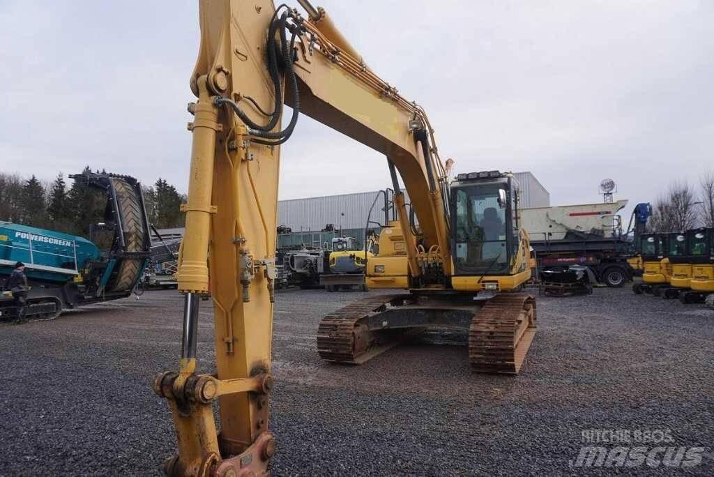 Komatsu PC240NLC-10 حفارات زحافة