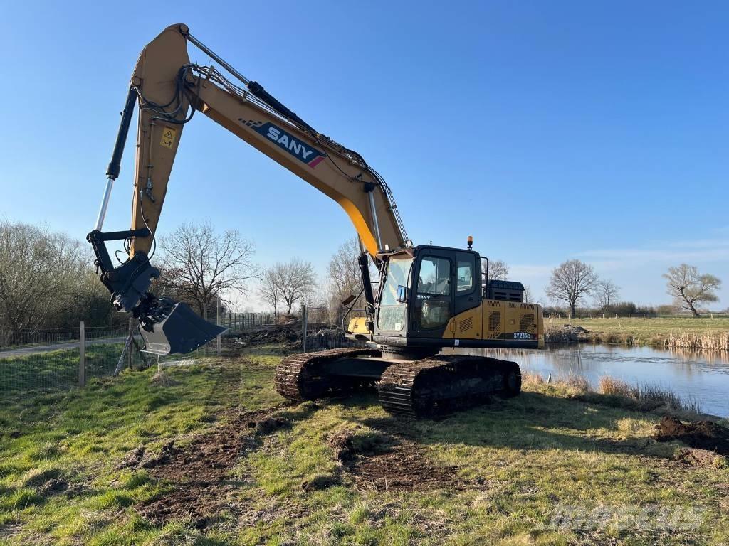 Sany SY 215 C حفارات زحافة