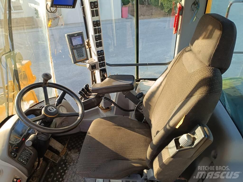 Volvo L 110 H لوادر بعجل
