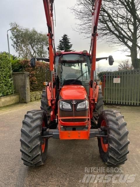 Kubota M 9540 الجرارات