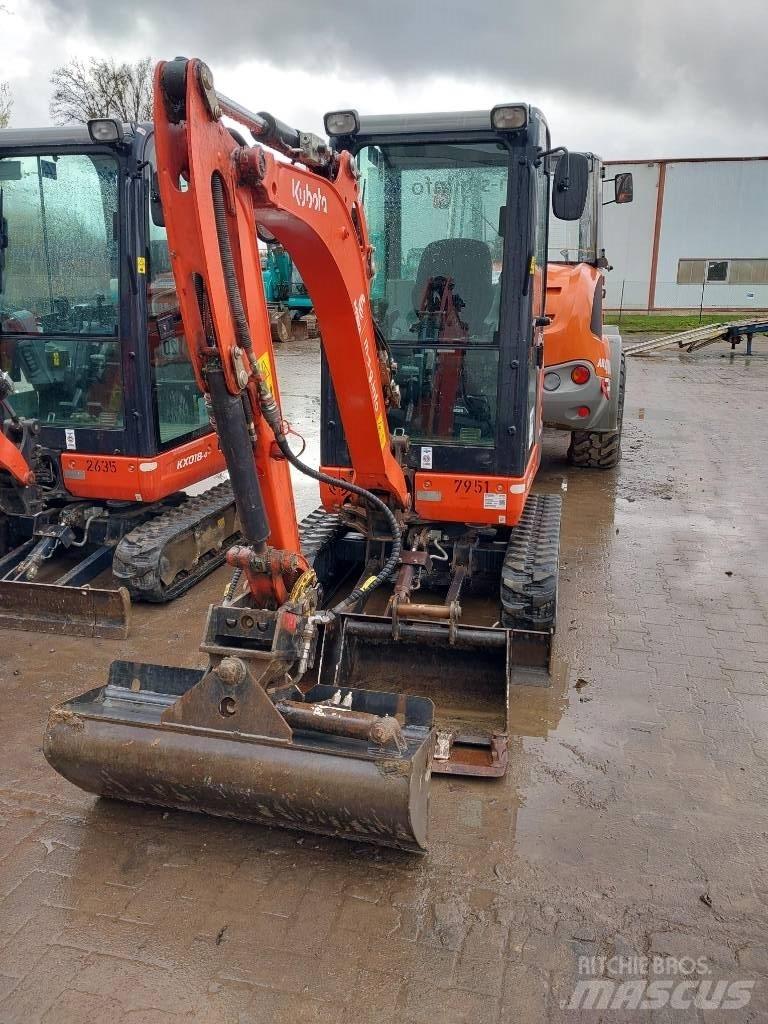 Kubota KX 019-4 حفارات صغيرة أقل من 7 طن (حفارات صغيرة)