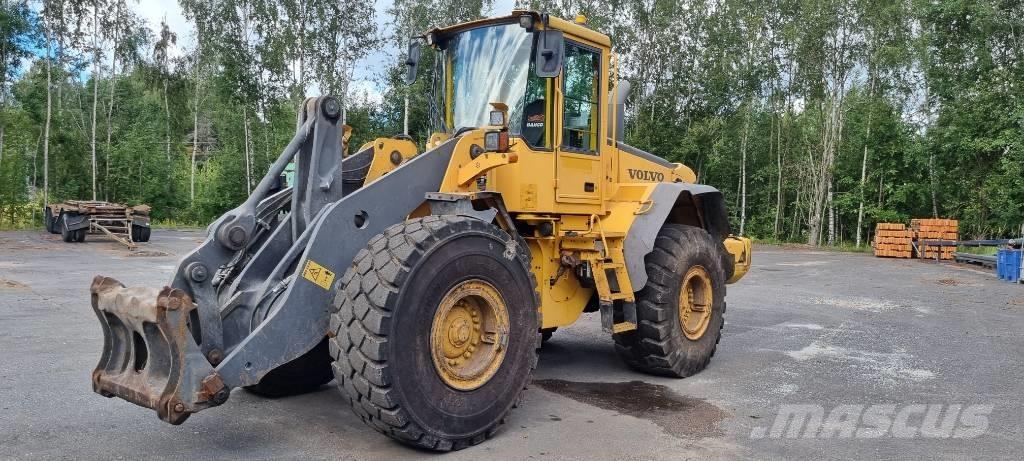 Volvo L 120 E لوادر بعجل