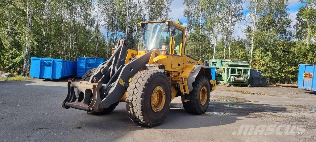 Volvo L 120 E لوادر بعجل