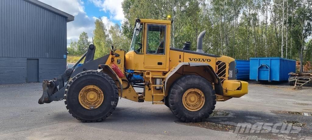Volvo L 120 E لوادر بعجل