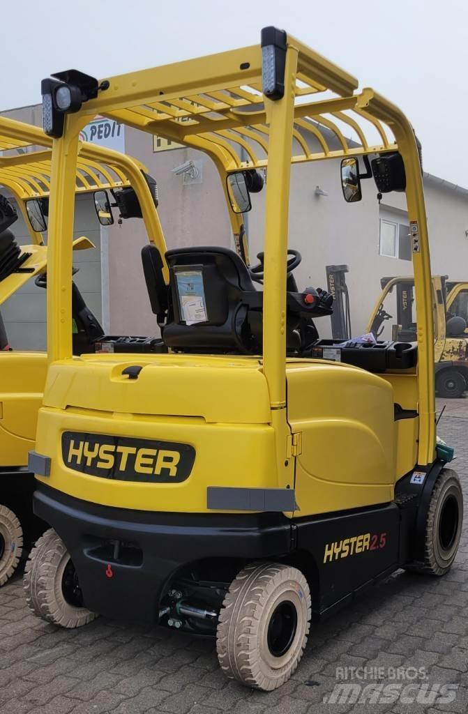 Hyster J2.5XN شاحنات ذات رافعات شوكية تعمل بالكهرباء