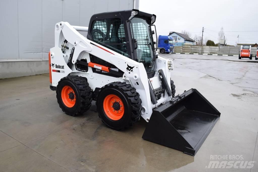 Bobcat S 650 لوادر انزلاقية التوجيه