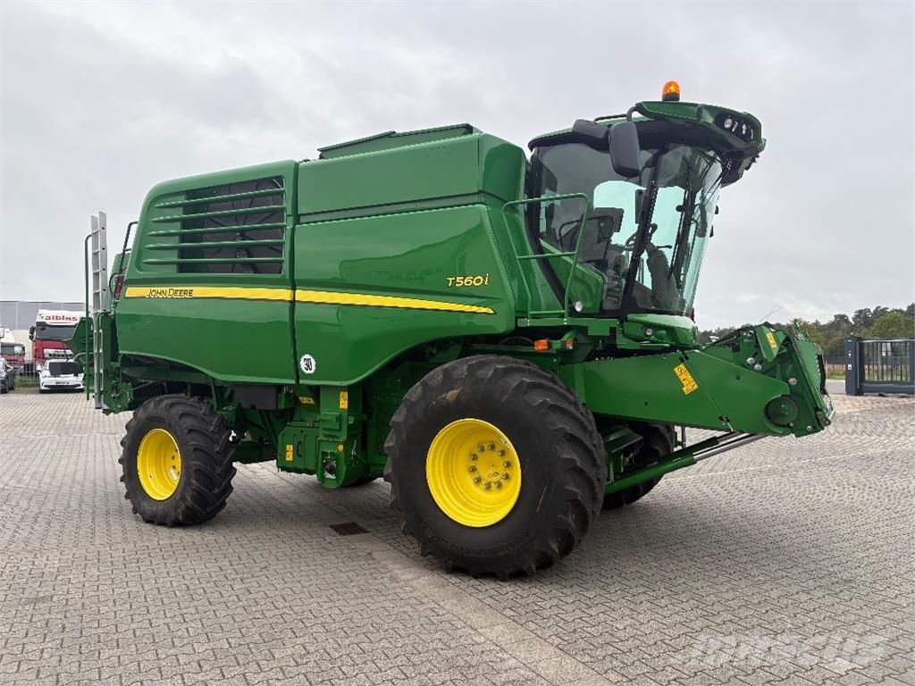 John Deere T560I حصادات
