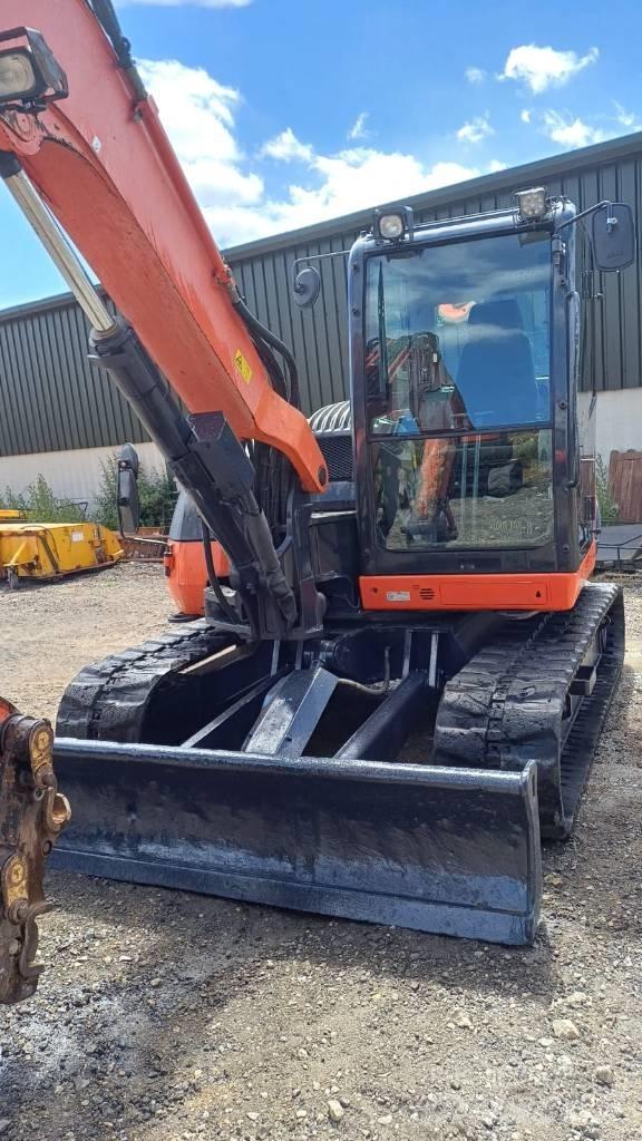 Kubota KX 080-4 حفارات وسط 7 طن - 12 طن