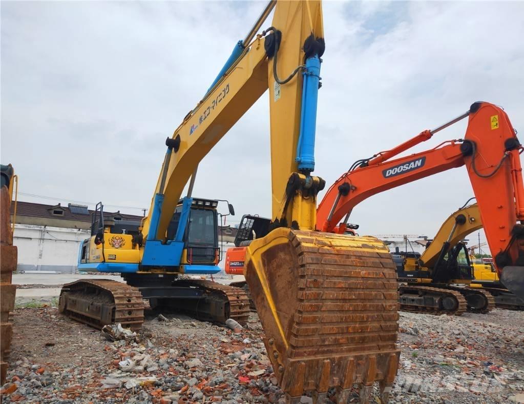 Komatsu PC460-8 حفارات زحافة